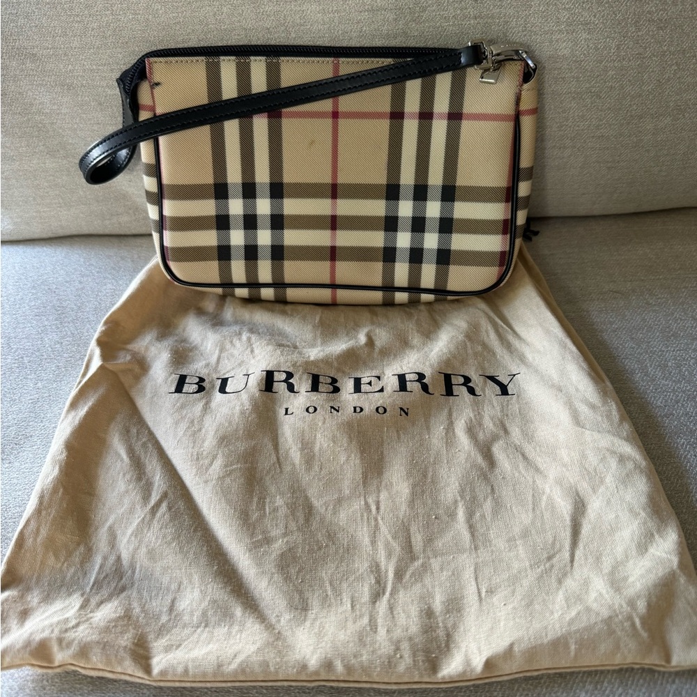 Burberry small clutch